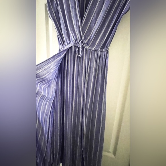 Blue Island white Striped Dress size medium NWOT - Picture 5 of 7